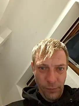 Snapshot of Percy_ohv chatting on 5, 10, 2025 Percy ohv online show from 5, 10, 2025