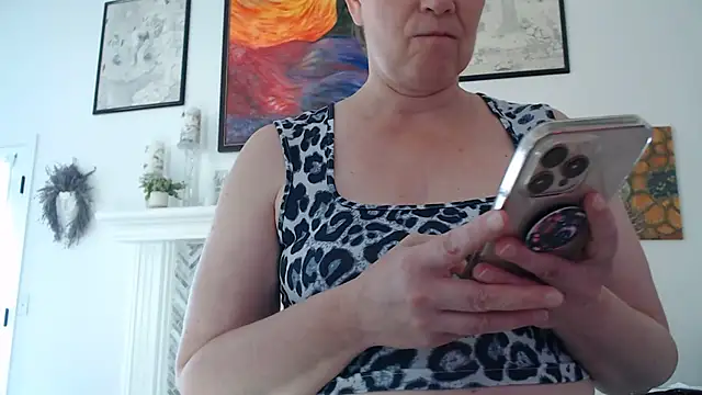 AuroraWillows online show from 18, 7, 2026