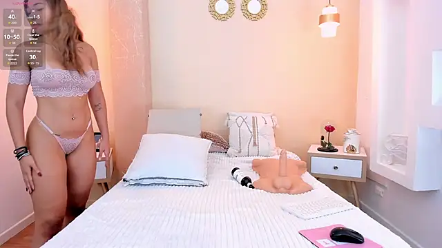 Snapshot of RachelMorgan01 chatting on 9, 9, 2025 RachelMorgan01 online show from 9, 9, 2025