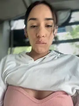   IRIS   online show from 4, 1, 2025