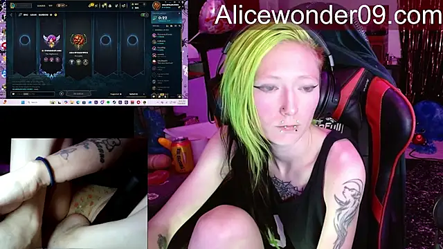 alicewonder09 online show from 17, 3, 2026