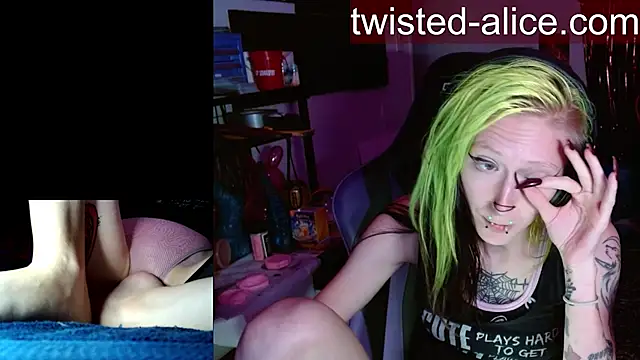 alicewonder09 online show from 30, 5, 2026