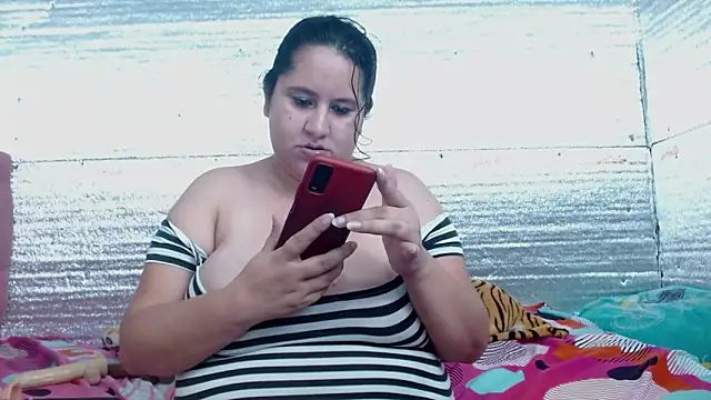 EMILY-NESSA online show from 24, 2, 2025