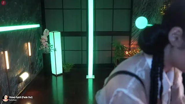 Snapshot of alessa_goreng chatting on 8, 3, 2025 alessa goreng online show from 8, 3, 2025