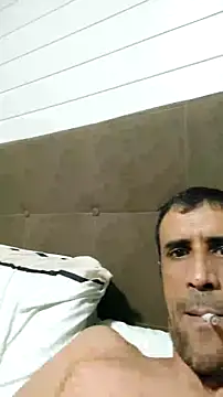 Hotcasados69 online show from 4, 3, 2026