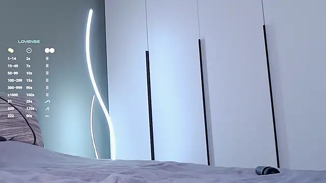 Rinas secret online show from 4, 1, 2025