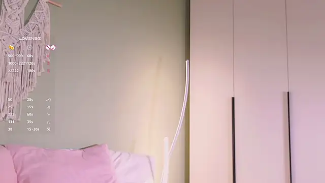 Rinas secret online show from 31, 10, 2025