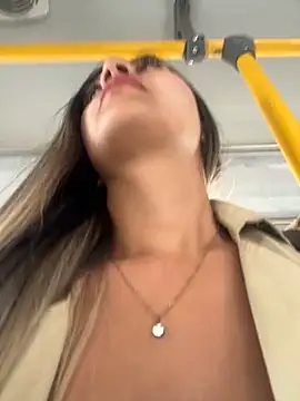 Snapshot of alana_69 chatting on 18, 12, 2024 alana 69 online show from 18, 12, 2024