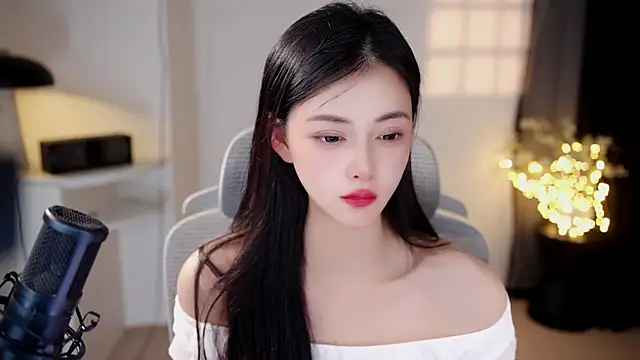 Snapshot of Ocean--Lili chatting on 21, 7, 2026 Ocean--Lili online show from 21, 7, 2026