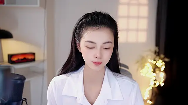 Snapshot of Ocean--Lili chatting on 23, 7, 2026 Ocean--Lili online show from 23, 7, 2026