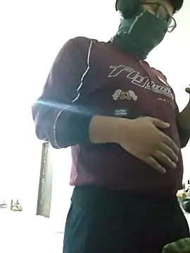 Snapshot of thebrownboi01 chatting on 22, 3, 2026 thebrownboi01 online show from 22, 3, 2026