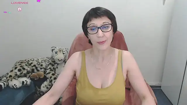 Snapshot of Ammillia chatting on 21, 1, 2025 Ammillia online show from 21, 1, 2025