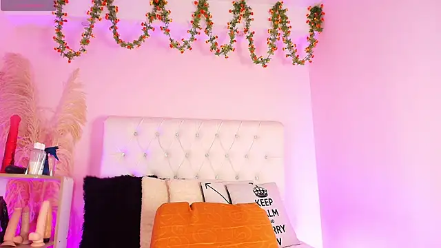 MIchelMomet online show from 11, 9, 2025