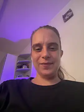 Snapshot of LadyChantale chatting on 4, 3, 2026 LadyChantale online show from 4, 3, 2026