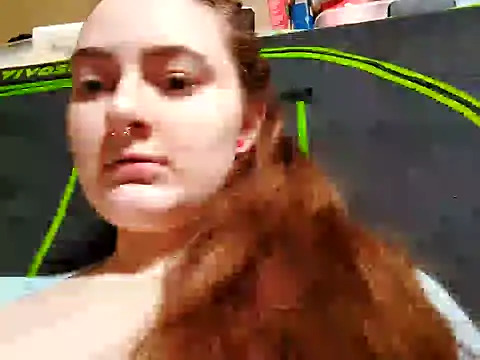 Snowbunnycake 131 online show from 2, 2, 2025