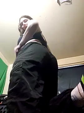 Snowbunnycake 131 online show from 26, 9, 2025