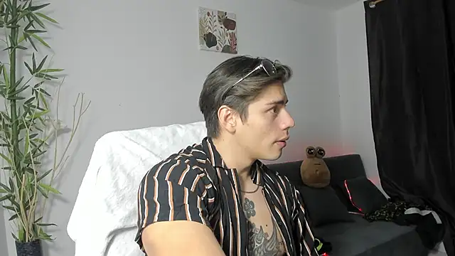 Snapshot of Giordano_Russo chatting on 6, 1, 2025 Giordano Russo online show from 6, 1, 2025