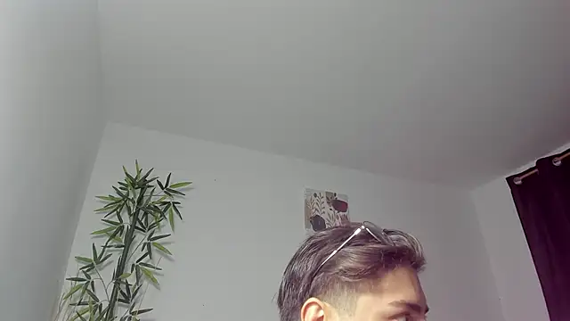 Snapshot of Giordano_Russo chatting on 13, 1, 2025 Giordano Russo online show from 13, 1, 2025