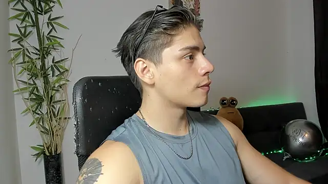 Snapshot of Giordano_Russo chatting on 27, 1, 2025 Giordano Russo online show from 27, 1, 2025