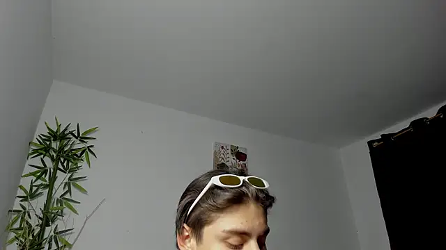 Snapshot of Giordano_Russo chatting on 16, 2, 2025 Giordano Russo online show from 16, 2, 2025