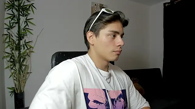 Snapshot of Giordano_Russo chatting on 18, 2, 2025 Giordano Russo online show from 18, 2, 2025