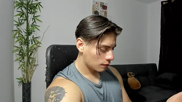 Snapshot of Giordano_Russo chatting on 26, 2, 2025 Giordano Russo online show from 26, 2, 2025