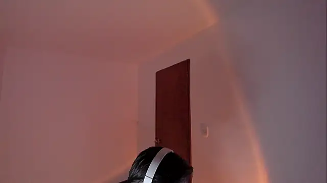 Giordano Russo online show from 7, 11, 2025