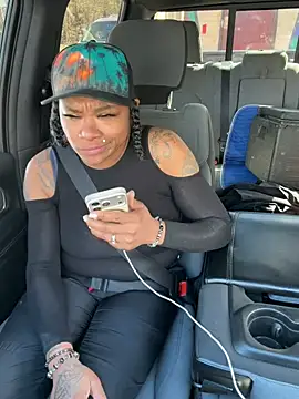 HaloRodeoLover2 online show from 18, 3, 2026