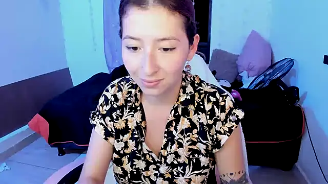 Ginger Sweetty online show from 22, 2, 2025