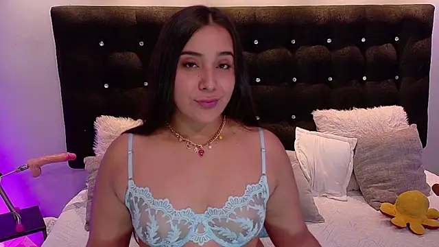 Snapshot of ValenScott1 chatting on 12, 3, 2025 ValenScott1 online show from 12, 3, 2025