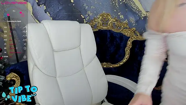 Snapshot of CassandraGood chatting on 13, 1, 2025 CassandraGood online show from 13, 1, 2025