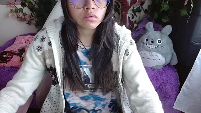 MidoriQuiinn online show from 6, 12, 2024