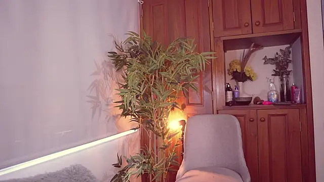 Lucy fit online show from 16, 10, 2025