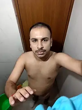 Snapshot of vishnuvinod_india chatting on 6, 3, 2025 vishnuvinod india online show from 6, 3, 2025