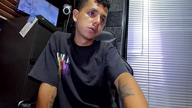 boy bigcock24cm online show from 16, 7, 2026