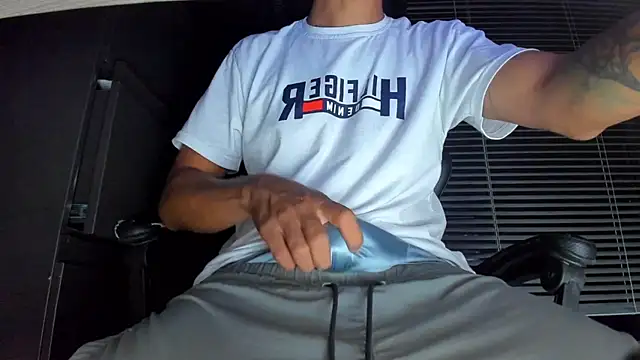 boy bigcock24cm online show from 23, 7, 2026