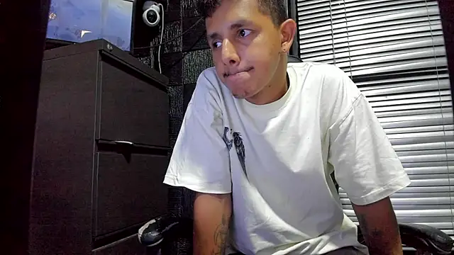 boy bigcock24cm online show from 25, 7, 2026