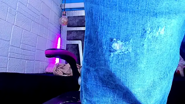 boy bigcock24cm online show from 26, 7, 2026