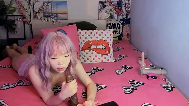 Stripchatlady online show from 2, 2, 2025