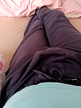 Snapshot of ScalicHat69 chatting on 18, 10, 2025 ScalicHat69 online show from 18, 10, 2025