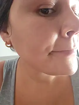 sweet lucia online show from 17, 1, 2025