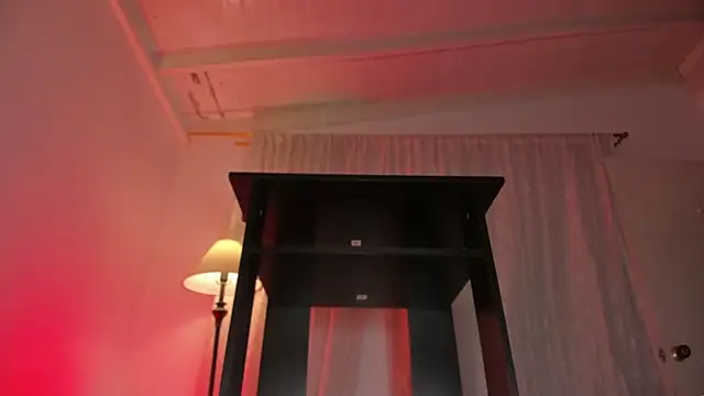 hot booty  online show from 1, 3, 2025