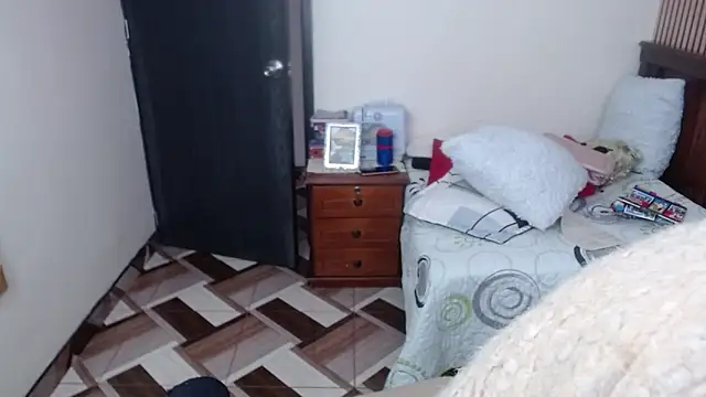 Sonialorens  online show from 13, 1, 2026