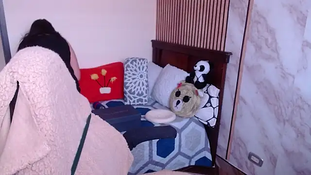 Sonialorens  online show from 19, 1, 2026