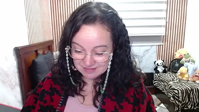 Sonialorens  online show from 29, 4, 2026