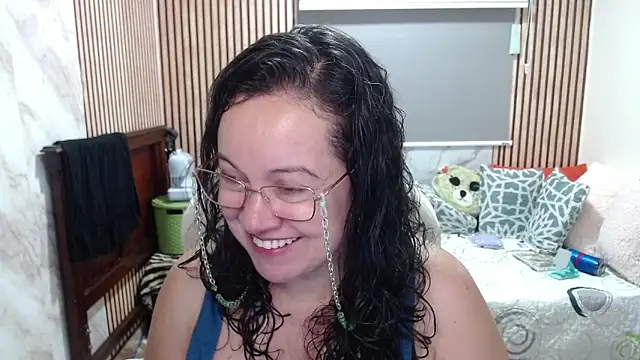 Sonialorens  online show from 13, 5, 2026