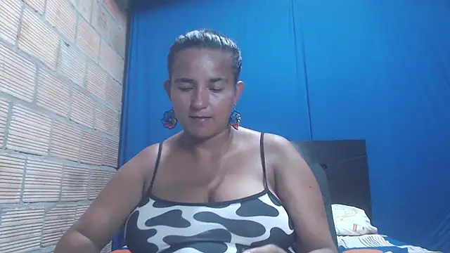 Snapshot of isabella_dirty69 chatting on 20, 2, 2025 isabella dirty69 online show from 20, 2, 2025