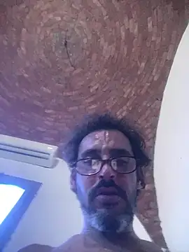 Snapshot of n2flix chatting on 8, 1, 2026 n2flix online show from 8, 1, 2026