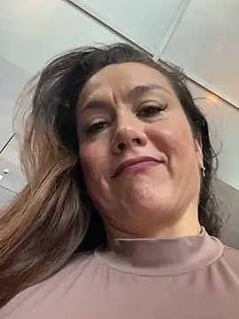 angelitasexy81 online show from 31, 1, 2025