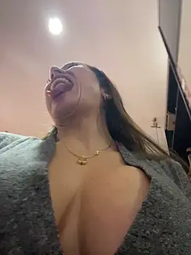 angelitasexy81 online show from 26, 2, 2025